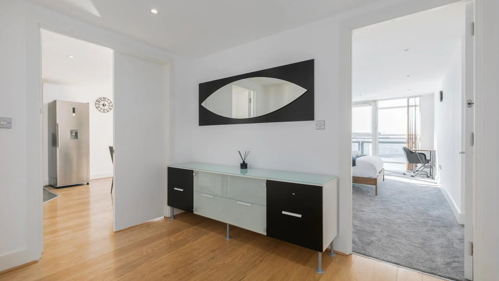 Pics Worthy London 2 Bedroom 2 Bath Flat Thames View Sleep 6 0*,